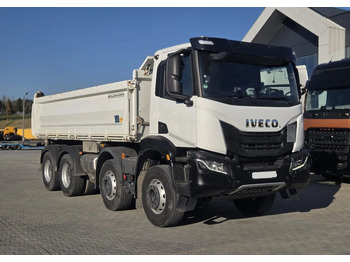 Самоскид вантажівка IVECO X-WAY