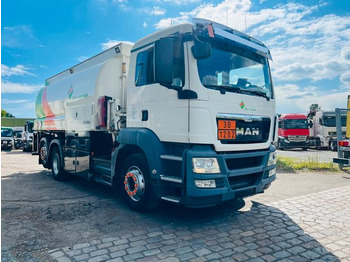 Вантажівка цистерна MAN TGS 26.360