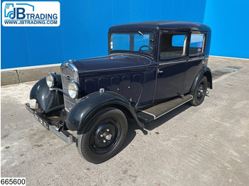 Легковий автомобіль PEUGEOT