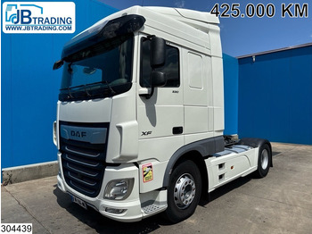 Тягач DAF XF 530