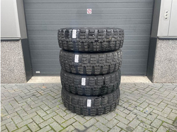 Шини і диски CONTINENTAL