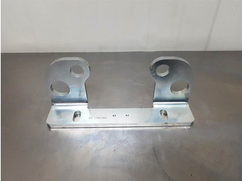 : фото в шапці сторінки