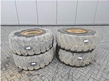 Шини і диски TEREX