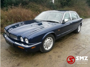 Легковий автомобіль JAGUAR