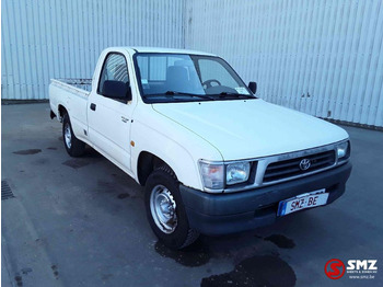 Легковий автомобіль TOYOTA Hilux