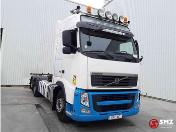 Контейнеровоз/ Змінний кузов вантажівка VOLVO FH 420