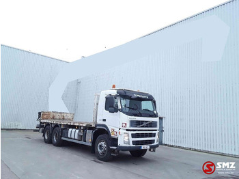 Бортова вантажівка/ Платформа VOLVO FM