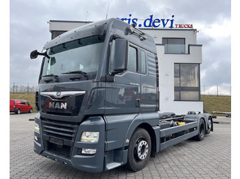 Вантажівка MAN TGX 26.500
