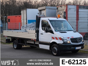 Легка бортова вантажівка MERCEDES-BENZ Sprinter 516