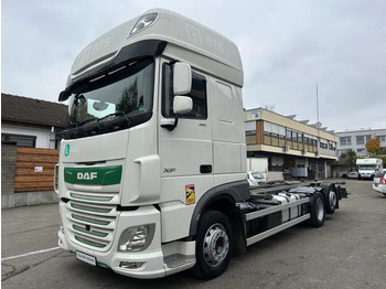 Контейнеровоз/ Змінний кузов вантажівка DAF XF 106 450