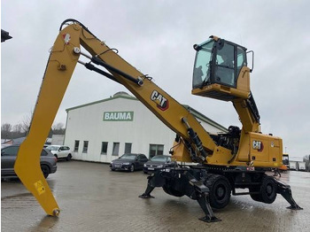 Перевантажувач CATERPILLAR MH3022