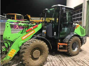 Колісний навантажувач LIUGONG