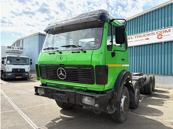 Вантажівка шасі MERCEDES-BENZ SK