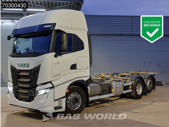 Контейнеровоз/ Змінний кузов вантажівка IVECO S-WAY