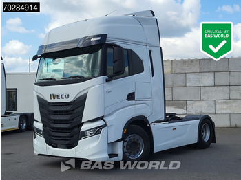 Тягач IVECO S-WAY