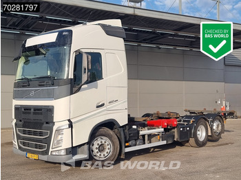 Контейнеровоз/ Змінний кузов вантажівка VOLVO FH 460