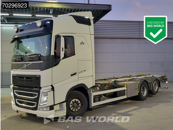 Контейнеровоз/ Змінний кузов вантажівка VOLVO FH 540