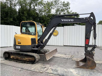 Міні-екскаватор VOLVO ECR58