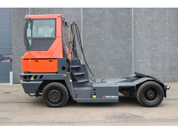 Термінальний трактор TERBERG