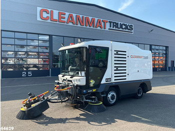 Підмітально-прибиральна машина Ravo 540 CD Euro 6 with 3-rd brush: фото 2 Підмітально-прибиральна машина Ravo 540 CD Euro 6 with 3-rd brush: фото 2