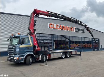 Вантажівка з маніпулятором SCANIA R 560
