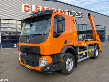 Скіповий навантажувач вантажівка VOLVO FE