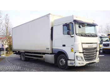 Вантажівка з закритим кузовом DAF XF
