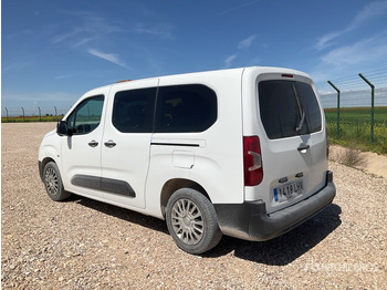 Мікроавтобус, Пасажирський фургон 2020 Toyota Proace City Verso Passenger Van: фото 4