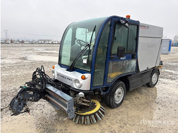 Підмітально-прибиральна машина MATHIEU