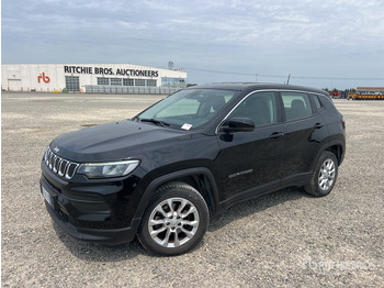 Позашляховик JEEP