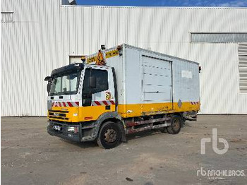 Вантажівка з закритим кузовом IVECO