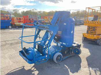 Вертикальний щогловий підйомник HAULOTTE