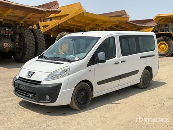 Пасажирський фургон PEUGEOT Expert