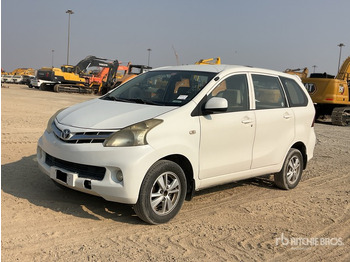 Легковий автомобіль TOYOTA