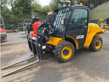 Навантажувач телескопічний JCB