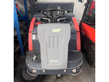 Промислова підмітальна машина