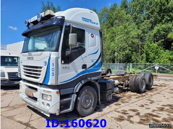 Вантажівка шасі IVECO Stralis 480