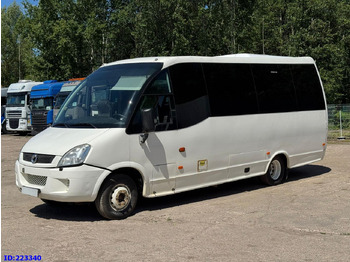 Туристичний автобус IVECO