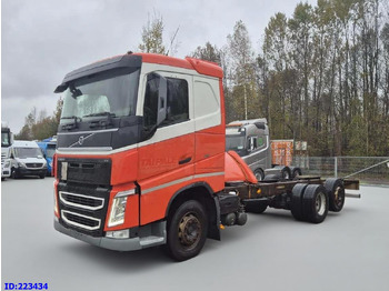 Вантажівка шасі VOLVO FH13 500