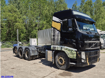 Вантажівка шасі VOLVO FH13 540HP 8X4 (Steering axle) RETARDER: фото 4