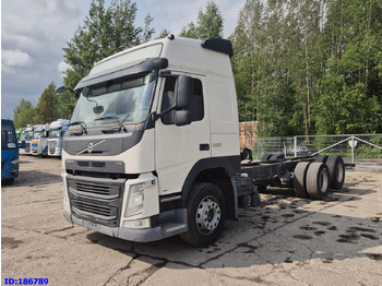 Вантажівка шасі VOLVO FM13 500