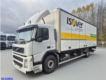 Вантажівка з закритим кузовом VOLVO FM9 260