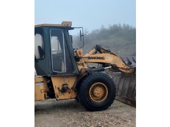 Колісний навантажувач HANOMAG