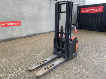 Складська техніка TOYOTA