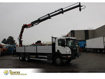 Вантажівка з маніпулятором SCANIA P 410