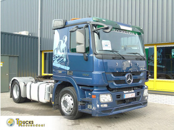 Тягач MERCEDES-BENZ Actros 1836