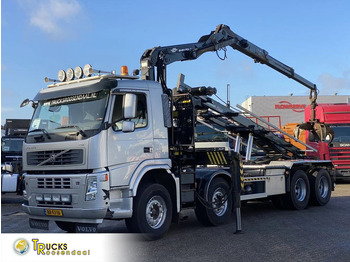Вантажівка з маніпулятором VOLVO FM 370