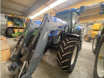 Трактор NEW HOLLAND T6020