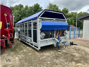 Для перевезення худоби причіп