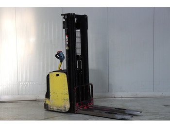 Штабелер HYSTER